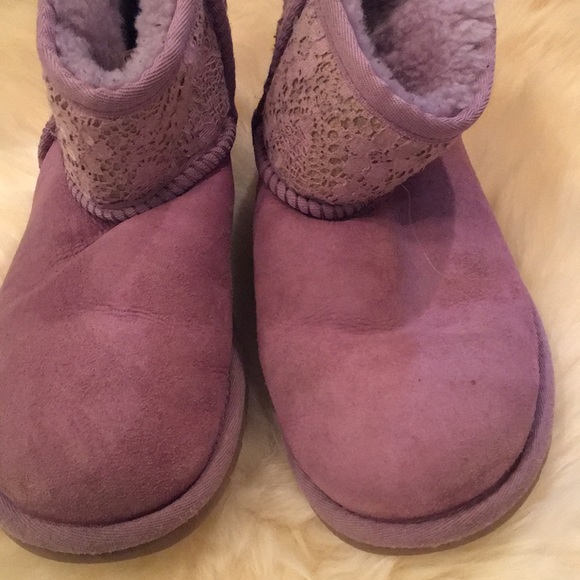 Uggs - Picture 4 of 6